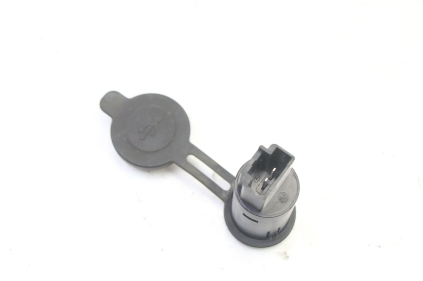 photo de CIGAR LIGHTER SOCKET PEUGEOT KISBEE 2T 50 (2018 - 2022)