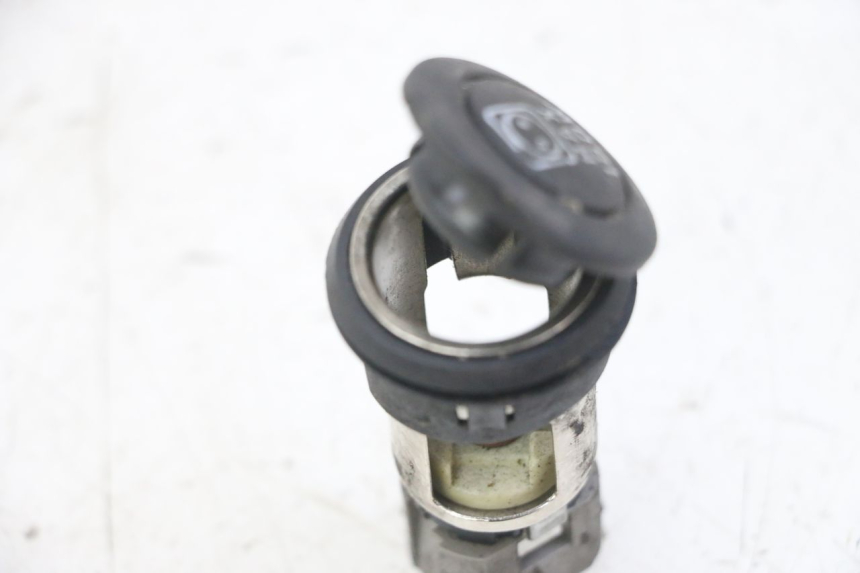 photo de CIGAR LIGHTER SOCKET PIAGGIO MP3 LT 400 (2007 - 2012)