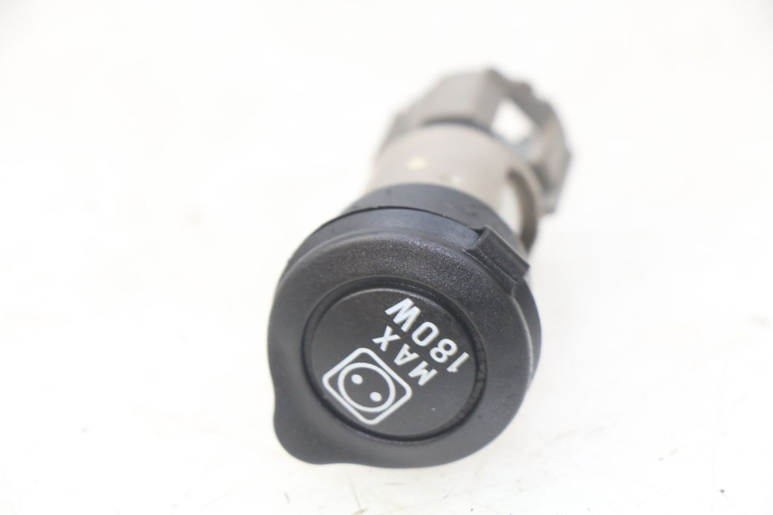 photo de CIGAR LIGHTER SOCKET PIAGGIO MP3 500 (2014 - 2016)