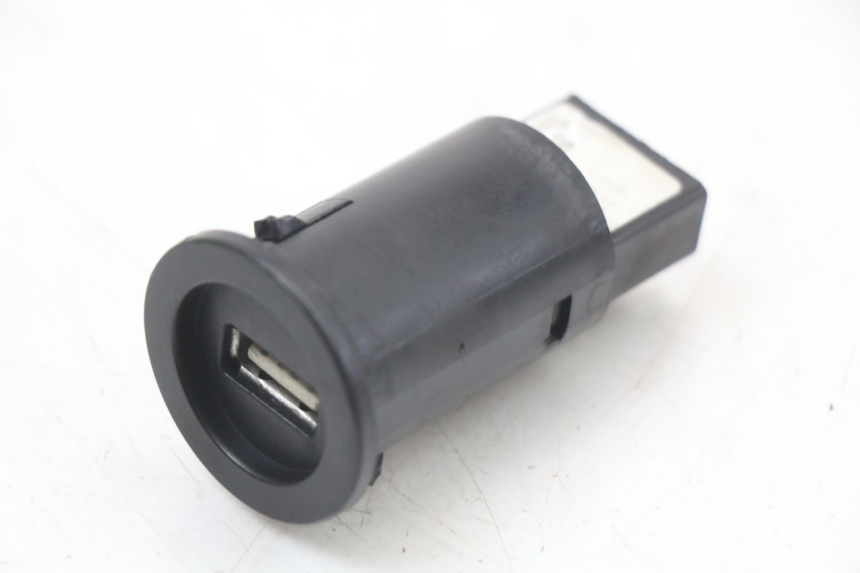 photo de CIGAR LIGHTER SOCKET PEUGEOT KISBEE 2T 50 (2018 - 2022)