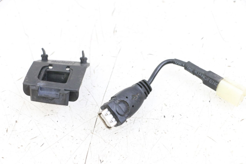 photo de CIGAR LIGHTER SOCKET PEUGEOT SPEEDFIGHT 4 2T 50 (2015 - 2019)