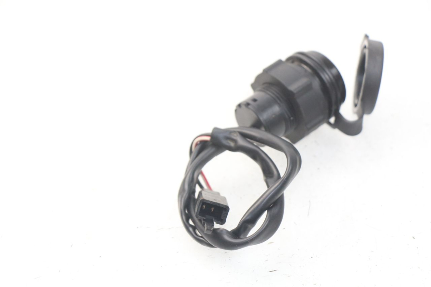 photo de CIGARETTE LIGHTER SOCKET RIDE RACE 2T 50 (2012 - 2017)