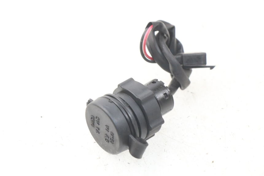 photo de CIGARETTE LIGHTER SOCKET RIDE RACE 2T 50 (2012 - 2017)