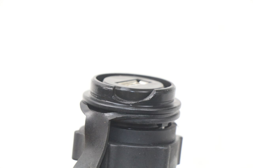photo de CIGARETTE LIGHTER SOCKET RIDE RACE 2T 50 (2012 - 2017)