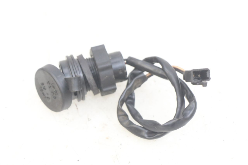 photo de CIGARETTE LIGHTER SOCKET RIDE RACE 2T 50 (2012 - 2017)