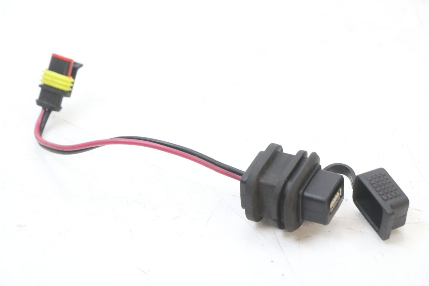 photo de CIGAR LIGHTER SOCKET APRILIA SR 2T 50 (2018 - 2022)