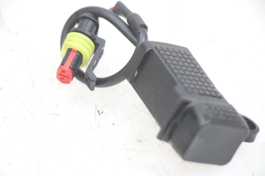 photo de CIGARETTE LIGHTER SOCKET APRILIA SXR 50 (2021 - 2023)