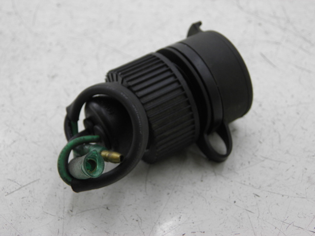 photo de CIGAR LIGHTER SOCKET SYM GTS 125 (2005 - 2008) - Alternative perspective