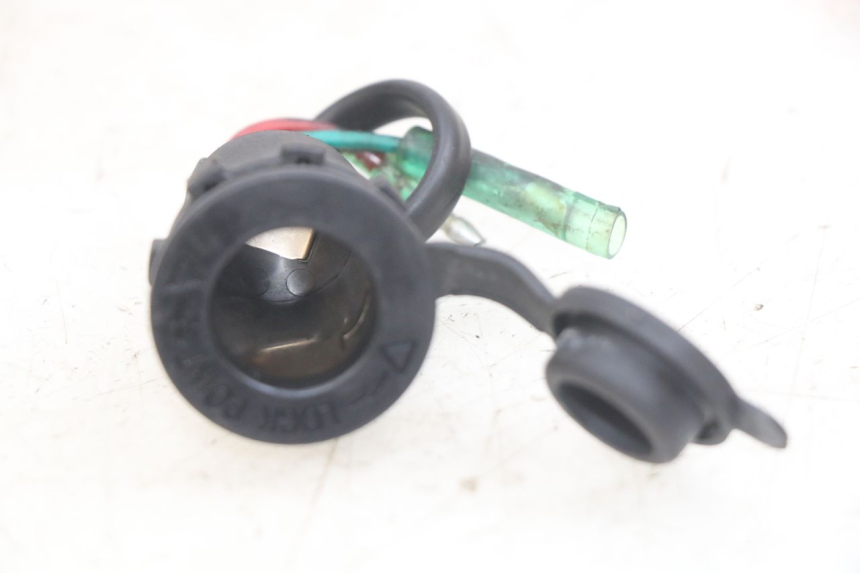 photo de CIGARETTE LIGHTER SOCKET SYM GTS EFI 125 (2012 - 2016)