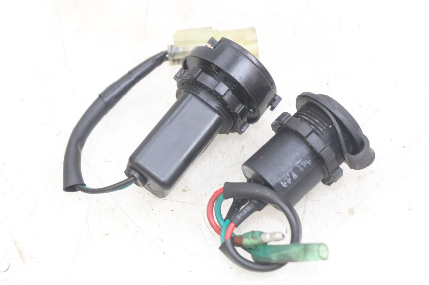 photo de CIGARETTE LIGHTER SOCKET SYM GTS EFI 125 (2012 - 2016)