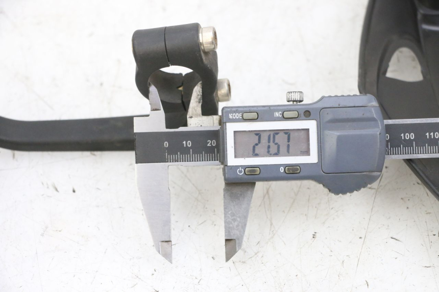 photo de HANDGUARDS RIEJU MRT 50 (2018 - 2021) - Component detail