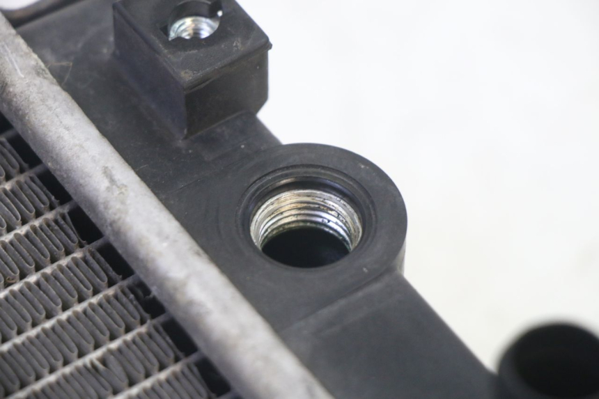 photo de COOLANT RADIATOR QUADRO 4 4D 350 (2015 - 2018)