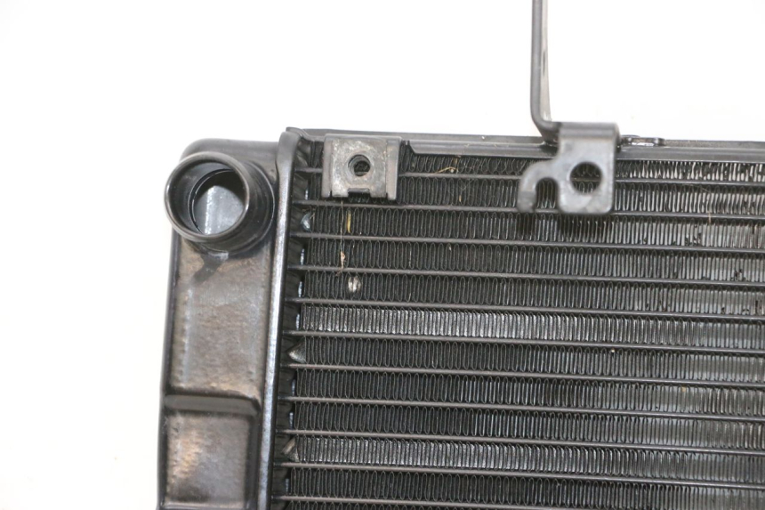 photo de COOLANT RADIATOR SUZUKI DL V STROM 1000 (2002 - 2007) - Distinctive features