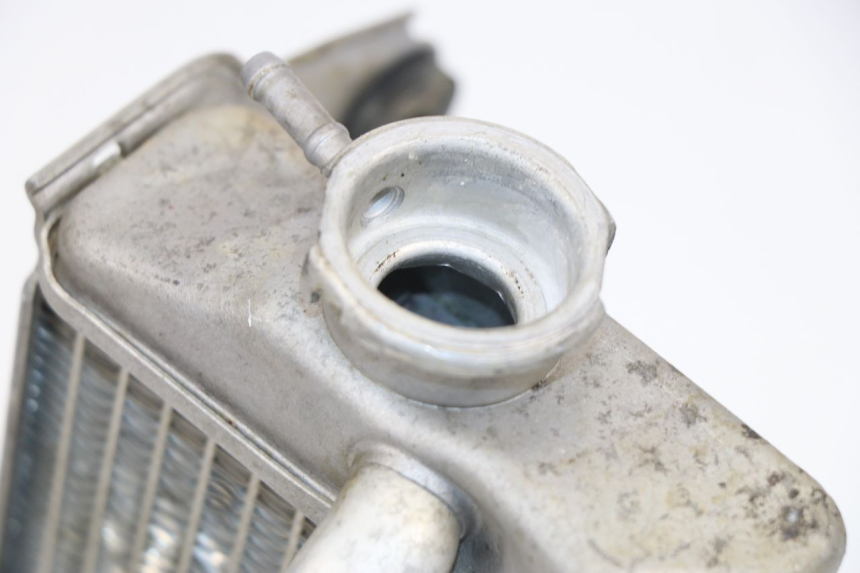 photo de RIGHT RADIATOR HONDA CRF 250 (2013 - 2016)