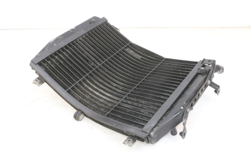 photo de RADIATOR YAMAHA FJR ABS 1300 (2006 - 2012) - Surface and material condition