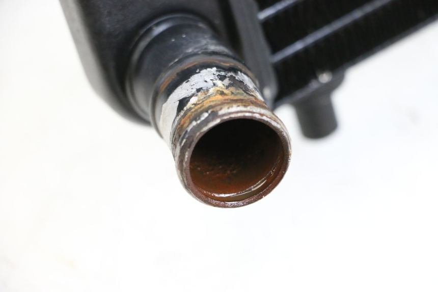 photo de COOLANT RADIATOR KAWASAKI GPZ RX 1000 (1986 - 1988) - Zoom on usage condition