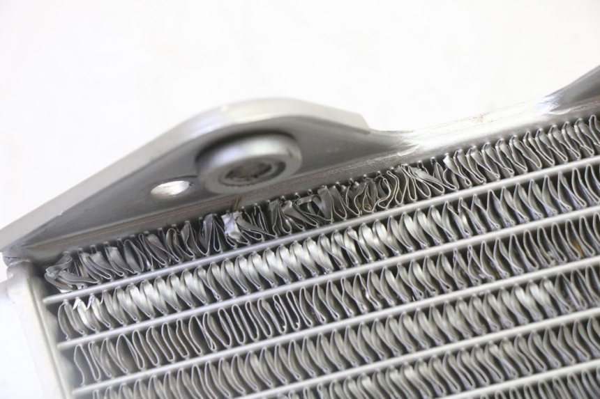 photo de COOLANT RADIATOR KAWASAKI KX 65 (2000 - 2019) - Fixing points details