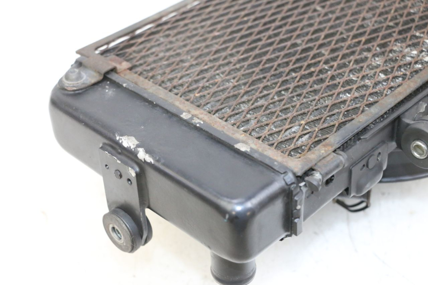 photo de COOLANT RADIATOR YAMAHA TDM ABS 900 (2002 - 2014) - Fixing points details