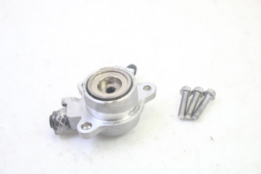 photo de CLUTCH SLAVE CYLINDER YAMAHA FJR ABS 1300 (2006 - 2012) - Technical close-up