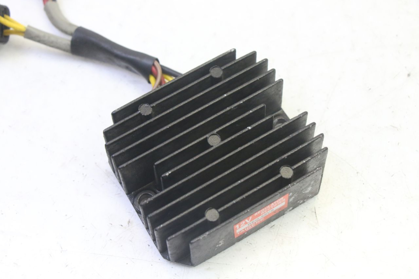 photo de REGULATOR CHARGE QUADRO 4 4D 350 (2015 - 2018)