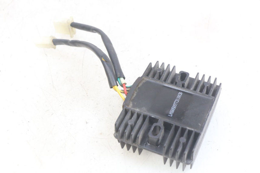 photo de CHARGING REGULATOR NECO ALEXONE 125 (2017 - 2024) - Zoom on usage condition