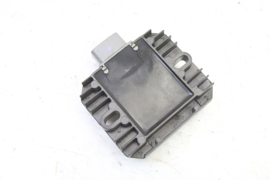 photo de CHARGING REGULATOR SUZUKI BURGMAN 125 (2007 - 2014)