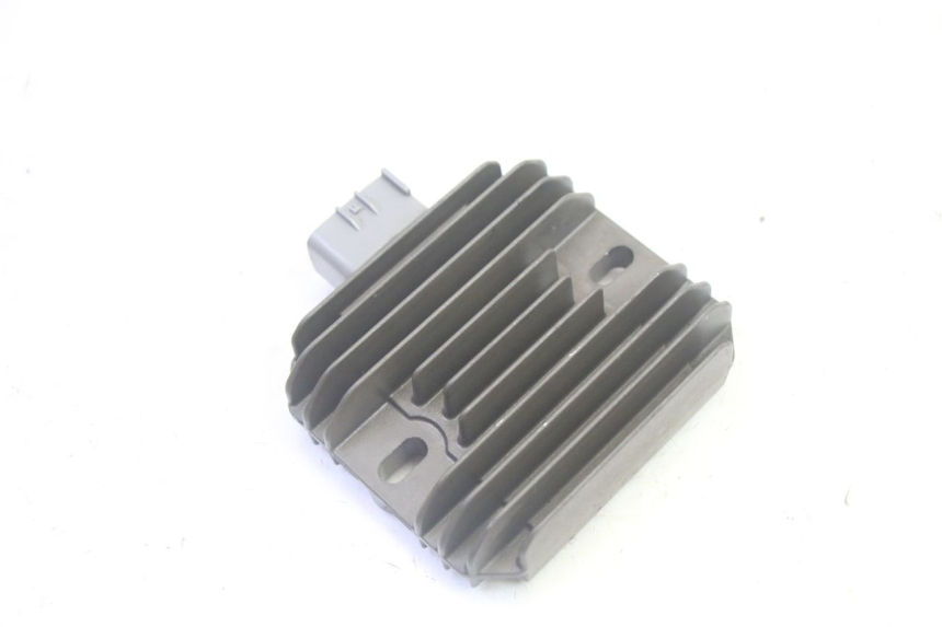 photo de CHARGING REGULATOR SUZUKI BURGMAN 125 (2007 - 2014) - Main view