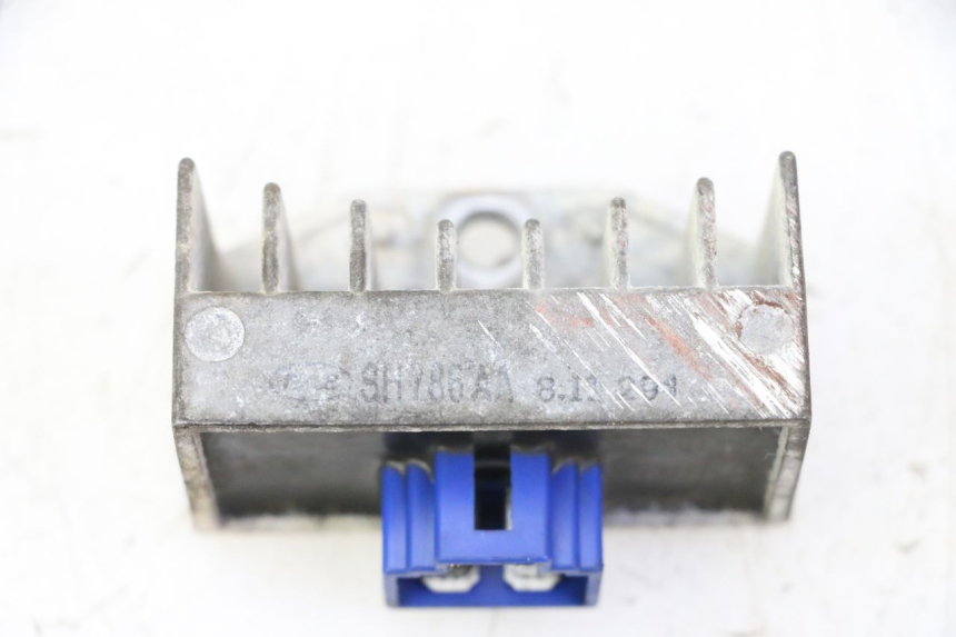 photo de REGULATOR HONDA CBF 125 (2009 - 2015)