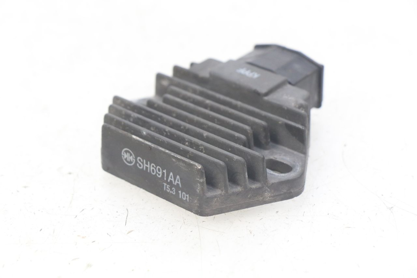 photo de REGULATOR HONDA CBR R 125 (2003 - 2006)