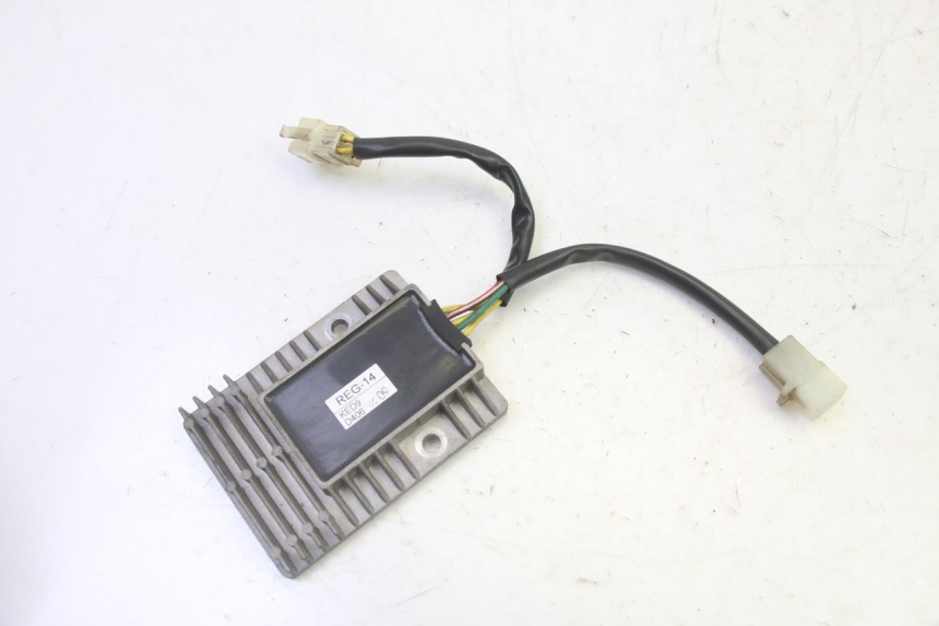 photo de CHARGING REGULATOR KYMCO DINK STREET 125 (2009 - 2014)