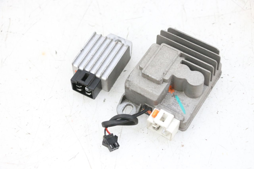 photo de REGULATOR SEGWAY NINEBOT E125S 1 (2022 - 2026) - Main view