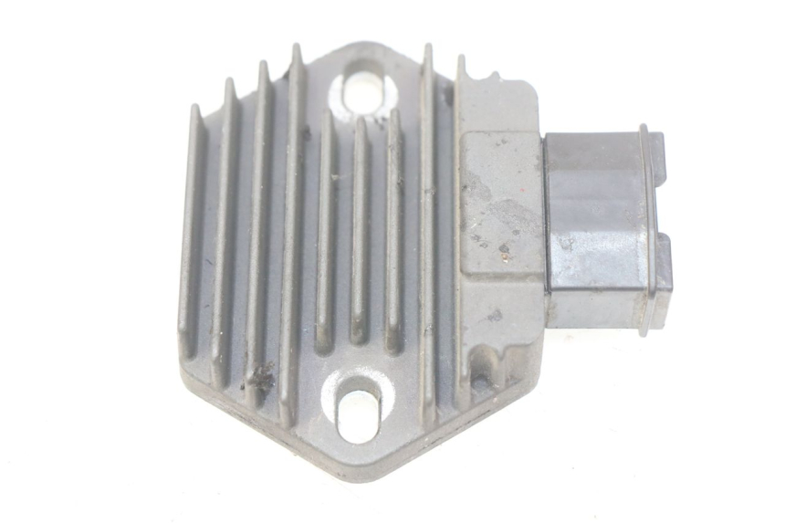 photo de CHARGING REGULATOR HONDA FES PANTHEON 2T 125 (1998 - 2002)