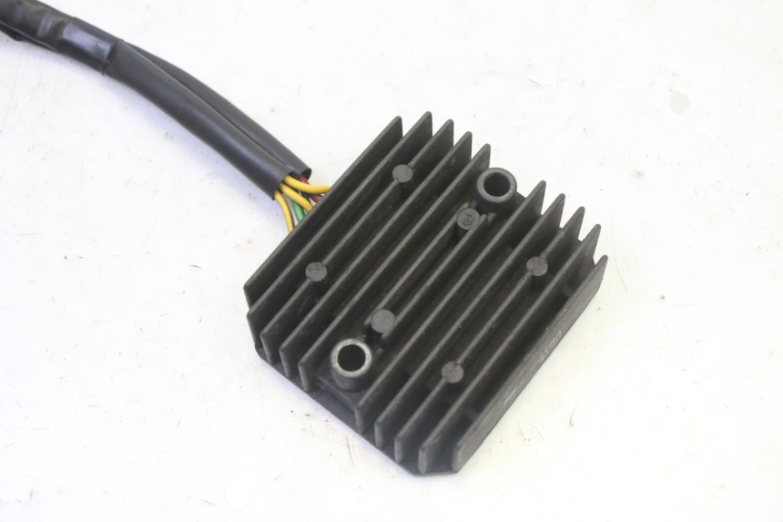 photo de CHARGING REGULATOR HONDA FES S-WING SWING ABS 125 (2007 - 2015)