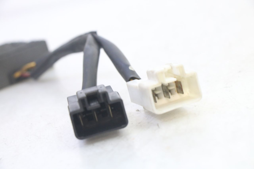 photo de CHARGING REGULATOR HONDA FES S-WING SWING ABS 125 (2007 - 2015)