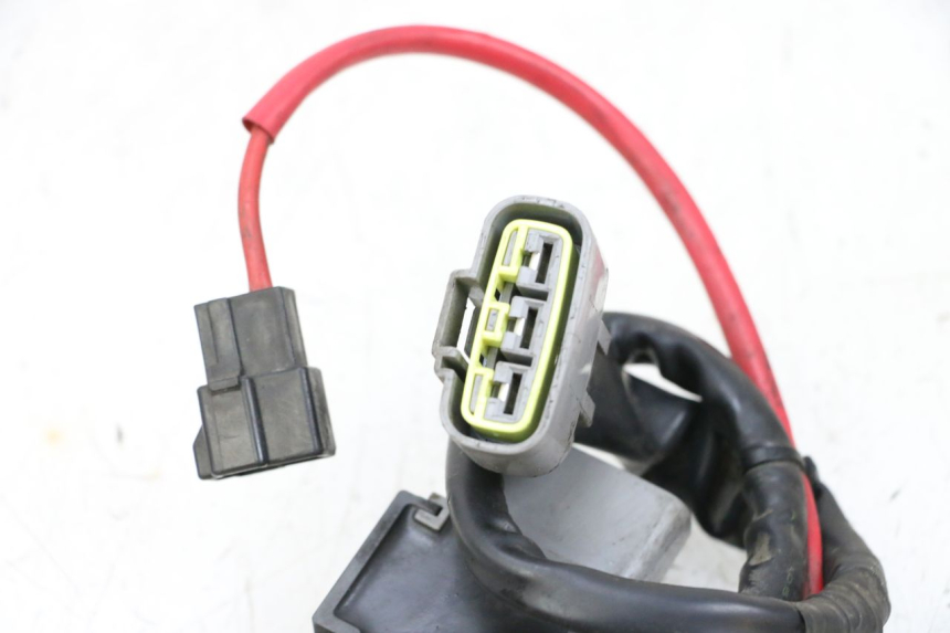 photo de CHARGING REGULATOR YAMAHA FJR ABS 1300 (2006 - 2012) - Alternative perspective