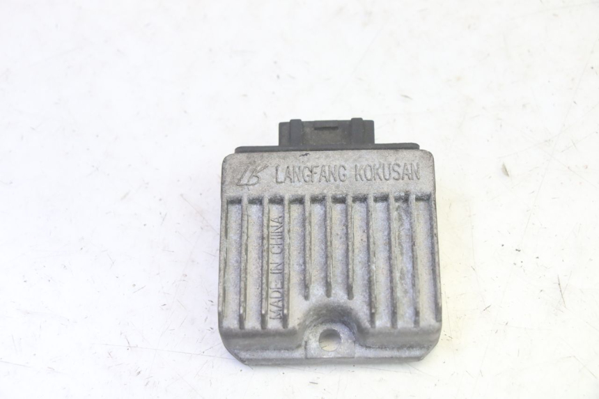 photo de CHARGING REGULATOR PIAGGIO FLY 4T 50 (2013 - 2017) - Main view