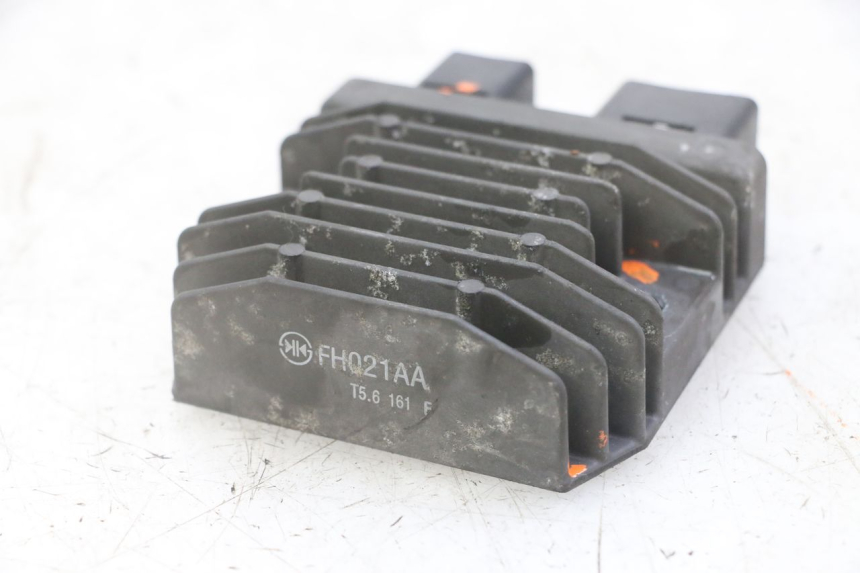 photo de REGULATOR HONDA FORZA ABS 300 (2013 - 2019)
