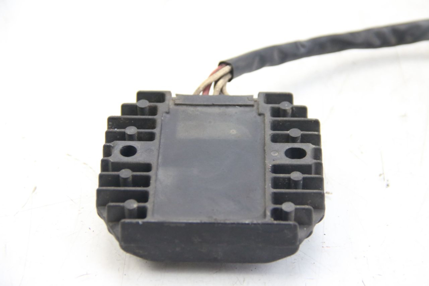 photo de CHARGING REGULATOR YAMAHA FZS FAZER 600 (2001 - 2003)