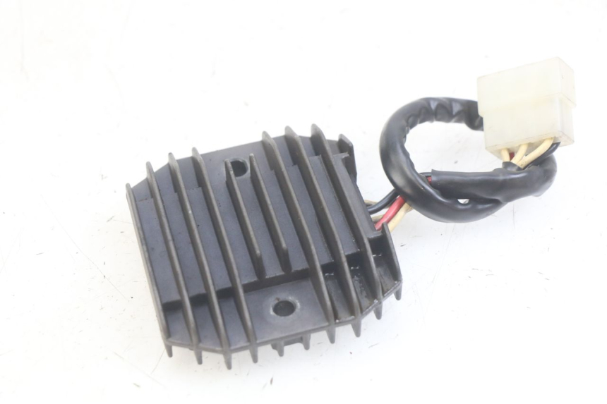photo de CHARGING REGULATOR YAMAHA FZS FAZER 600 (1998 - 2001)