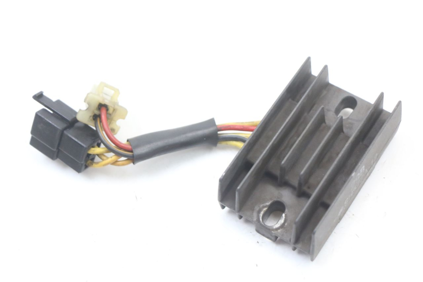 photo de REGULATOR SUZUKI GN 125 (1997 - 2000)
