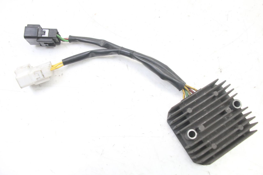 photo de CHARGING REGULATOR HONDA FES S-WING SWING ABS 125 (2007 - 2015)