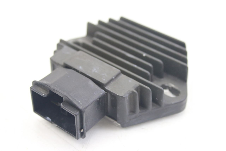 photo de CHARGING REGULATOR HONDA VFR FI RC46 800 (1998 - 2001)