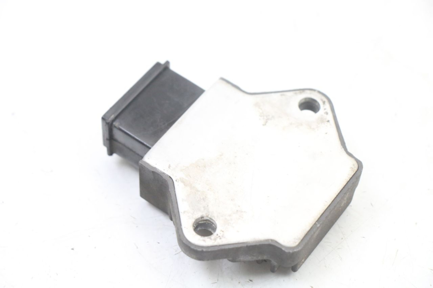 photo de REGULATOR HONDA VT C2 SHADOW 750 (1997 - 2001)