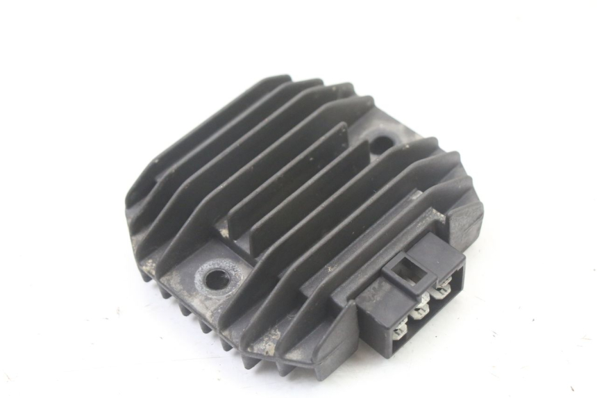 photo de REGULATOR KAWASAKI ZR7 ZR-7 S 750 (1999 - 2004)