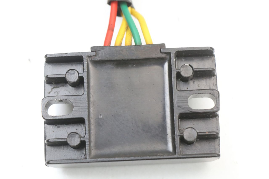 photo de CHARGING REGULATOR PEUGEOT KISBEE 4T 50 (2018 - 2022)