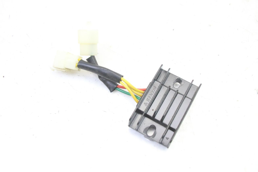 photo de CHARGING REGULATOR PEUGEOT KISBEE 4T 50 (2018 - 2022)
