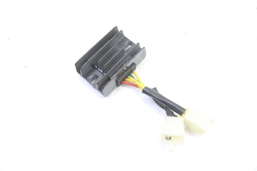 photo de CHARGING REGULATOR PEUGEOT KISBEE 4T 50 (2018 - 2022)