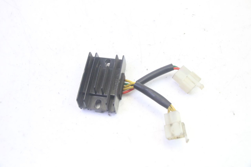 photo de CHARGING REGULATOR PEUGEOT KISBEE 4T 50 (2018 - 2022) - Component detail