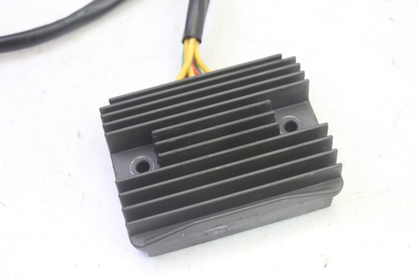 photo de CHARGING REGULATOR PIAGGIO MP3 RL 250 (2007 - 2010) - Component detail