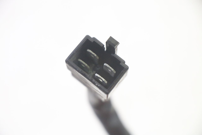 photo de CHARGING REGULATOR PIAGGIO MP3 RL 250 (2007 - 2010) - Technical close-up